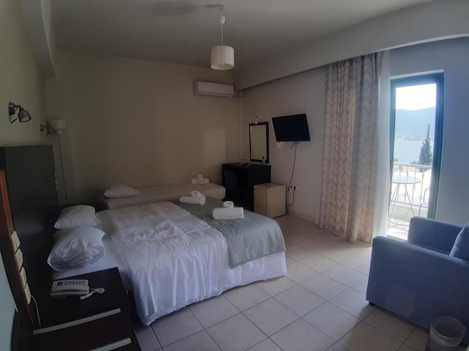 Evita'S Resort Poros Town Luaran gambar